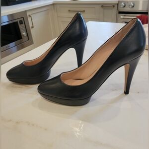 Hug Boss Black Leather Pumps Size 39